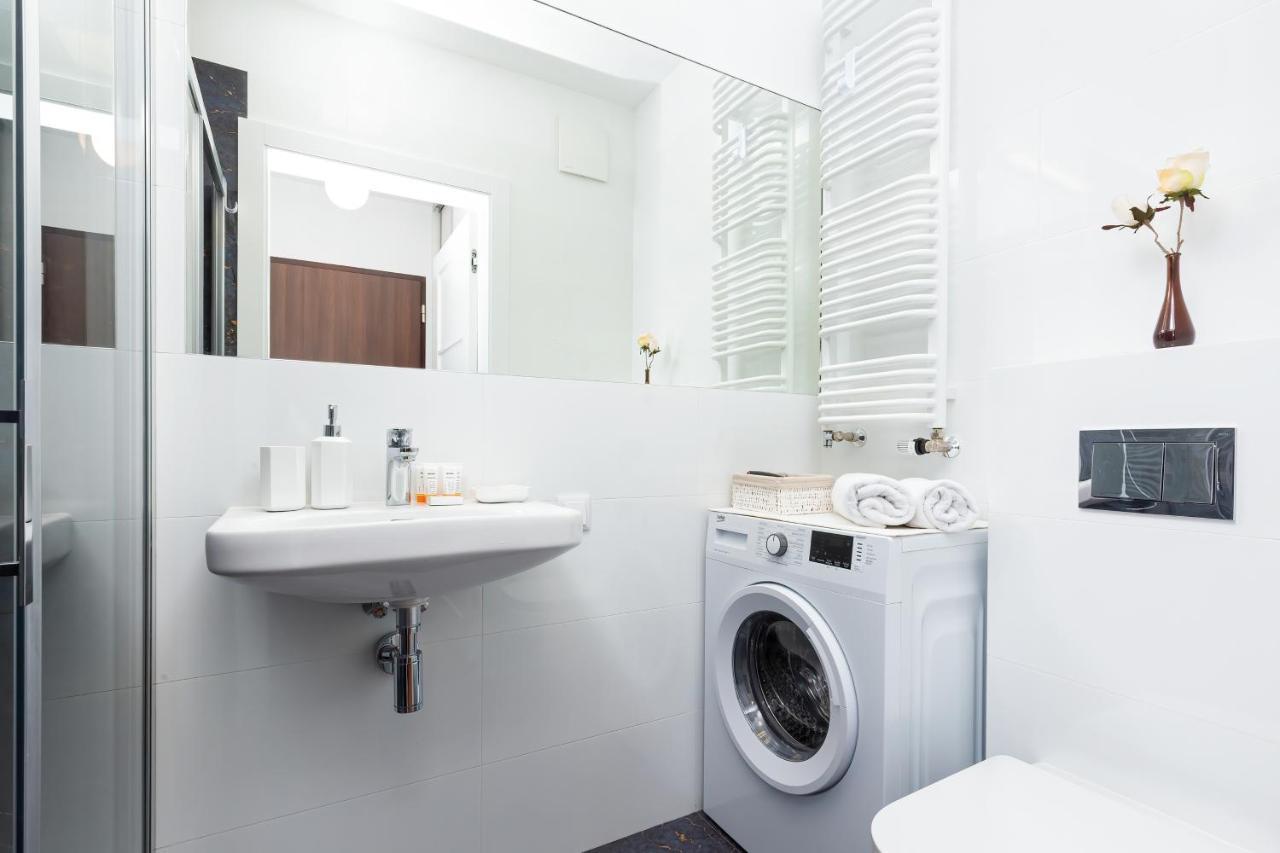 Royal City Center Mennica Residence By Noclegi Renters วอร์ซอ ภายนอก รูปภาพ