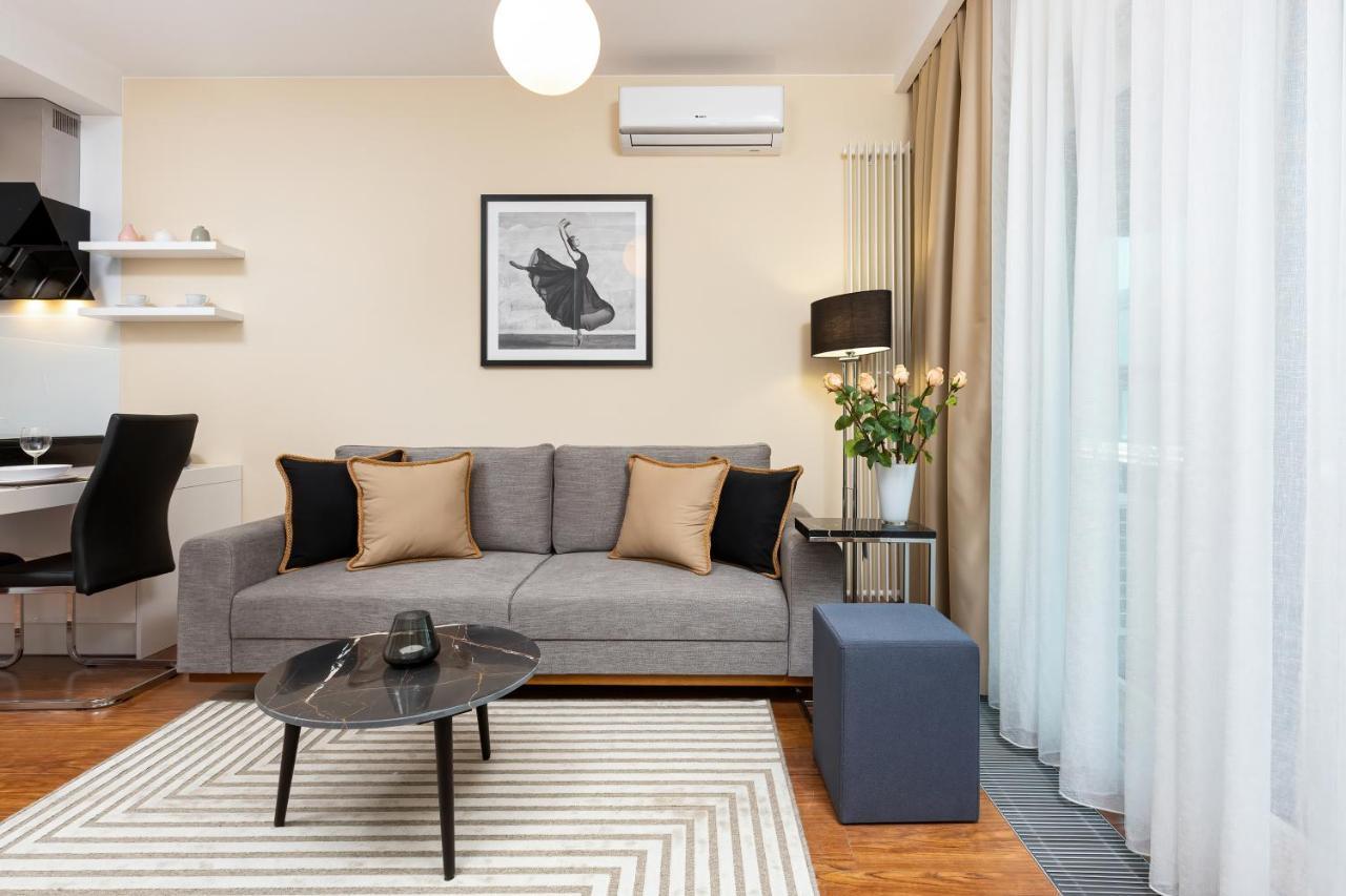 Royal City Center Mennica Residence By Noclegi Renters วอร์ซอ ภายนอก รูปภาพ