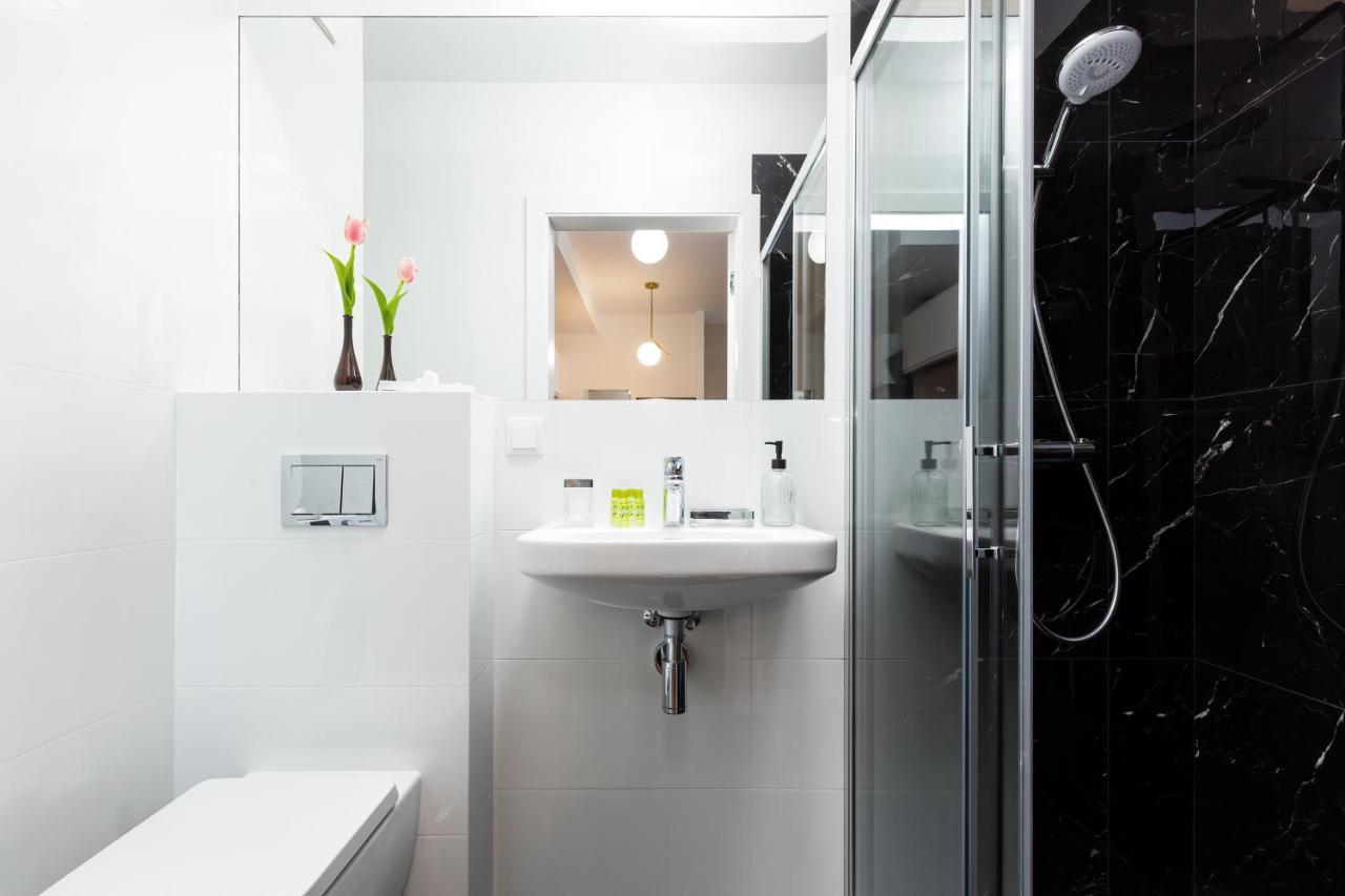 Royal City Center Mennica Residence By Noclegi Renters วอร์ซอ ภายนอก รูปภาพ