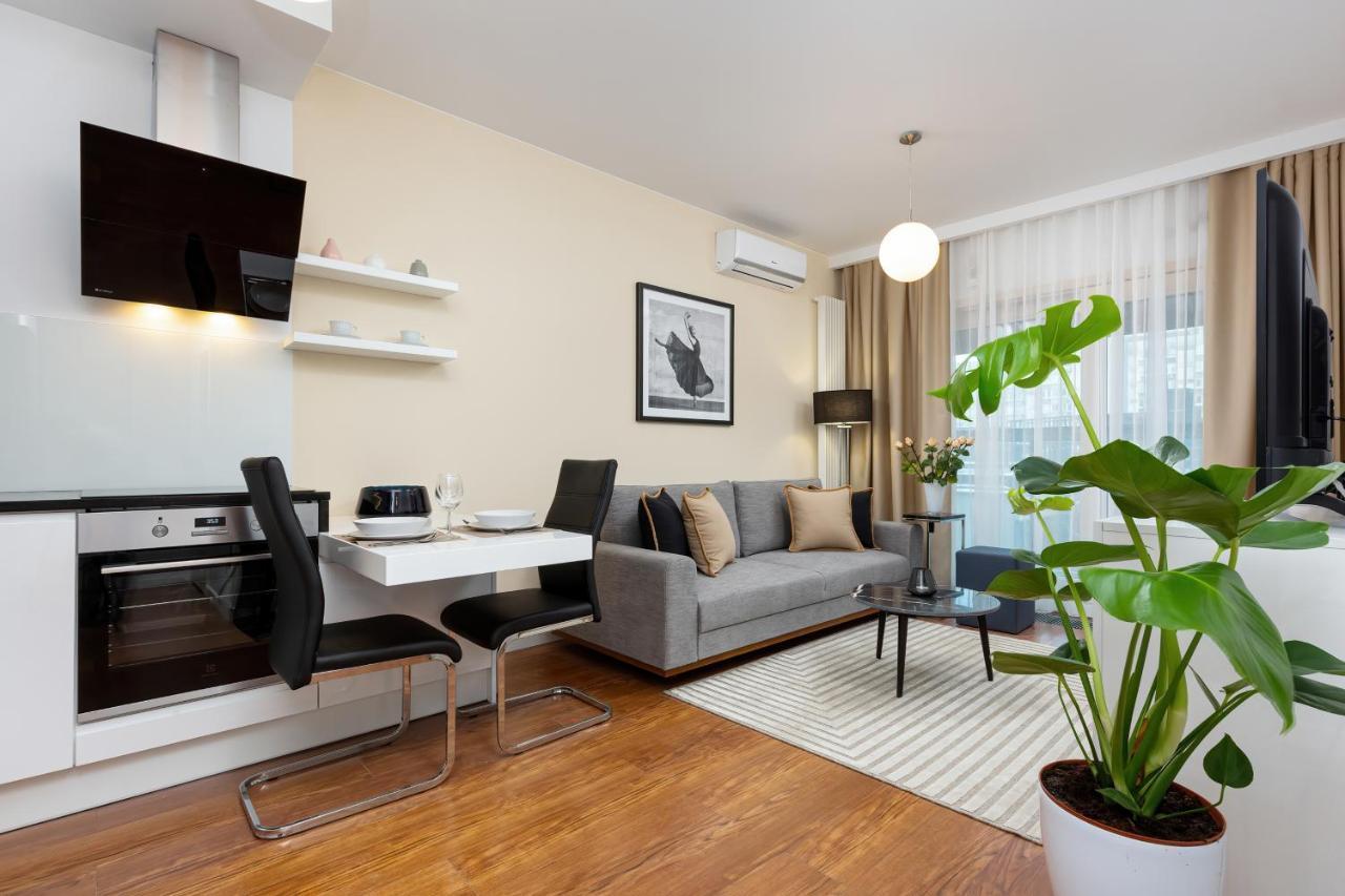 Royal City Center Mennica Residence By Noclegi Renters วอร์ซอ ภายนอก รูปภาพ