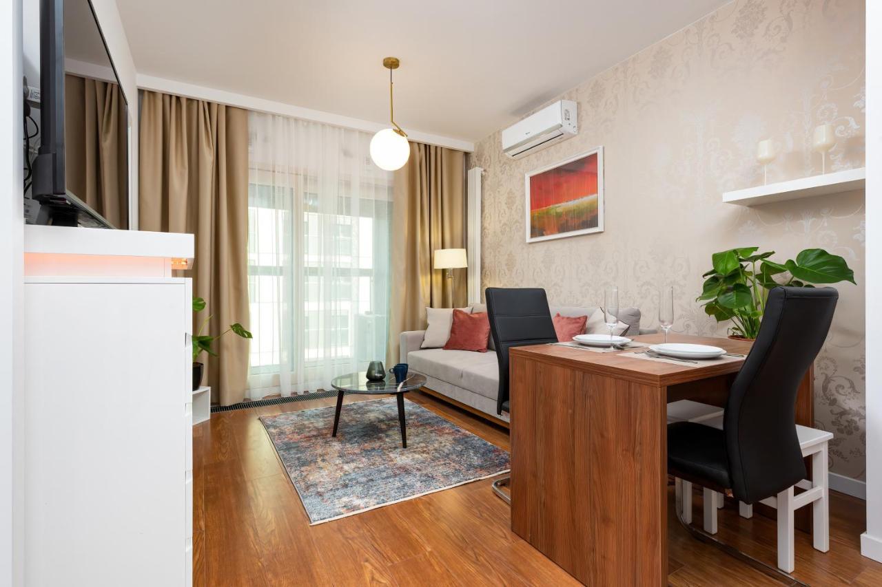 Royal City Center Mennica Residence By Noclegi Renters วอร์ซอ ภายนอก รูปภาพ