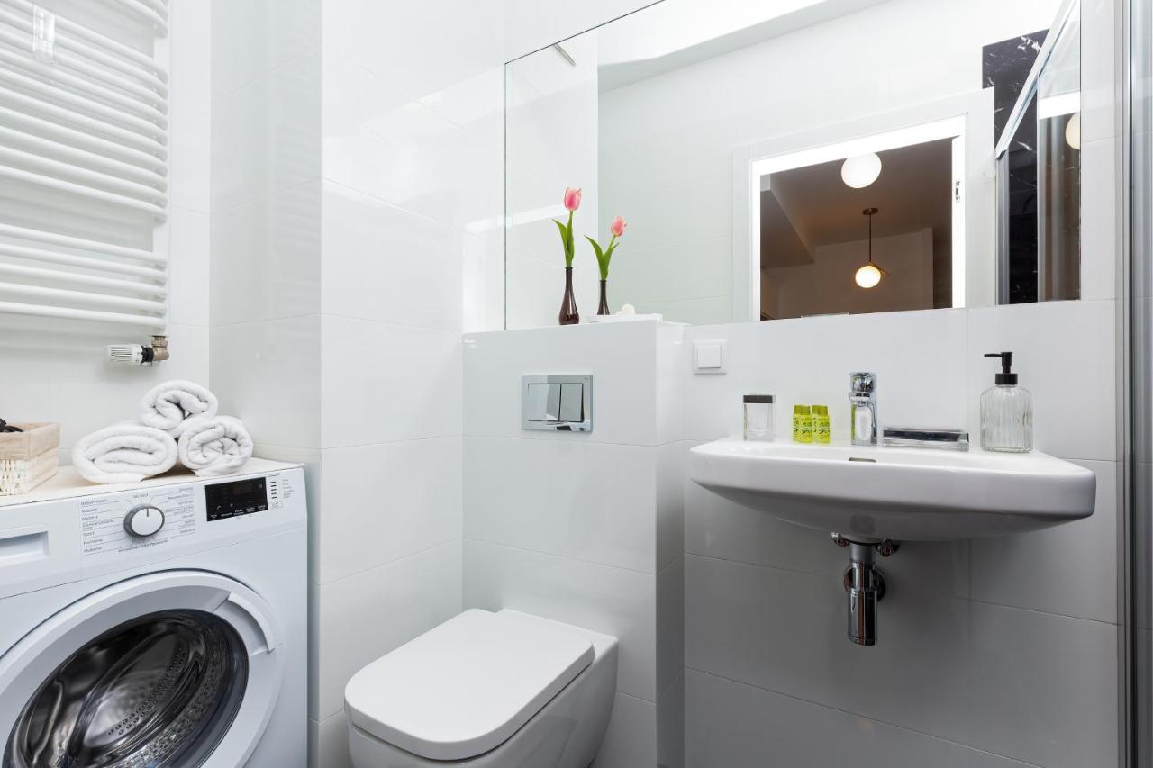 Royal City Center Mennica Residence By Noclegi Renters วอร์ซอ ภายนอก รูปภาพ