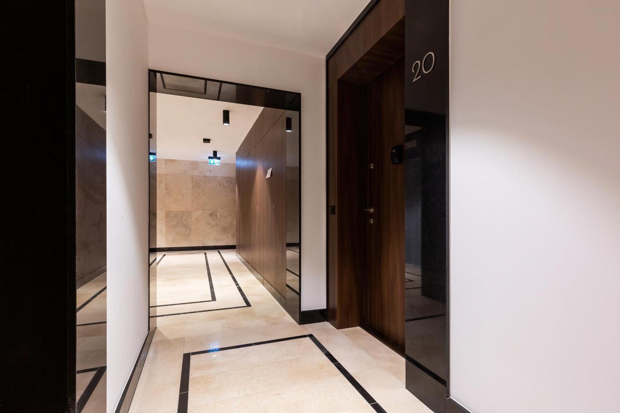 Royal City Center Mennica Residence By Noclegi Renters วอร์ซอ ภายนอก รูปภาพ