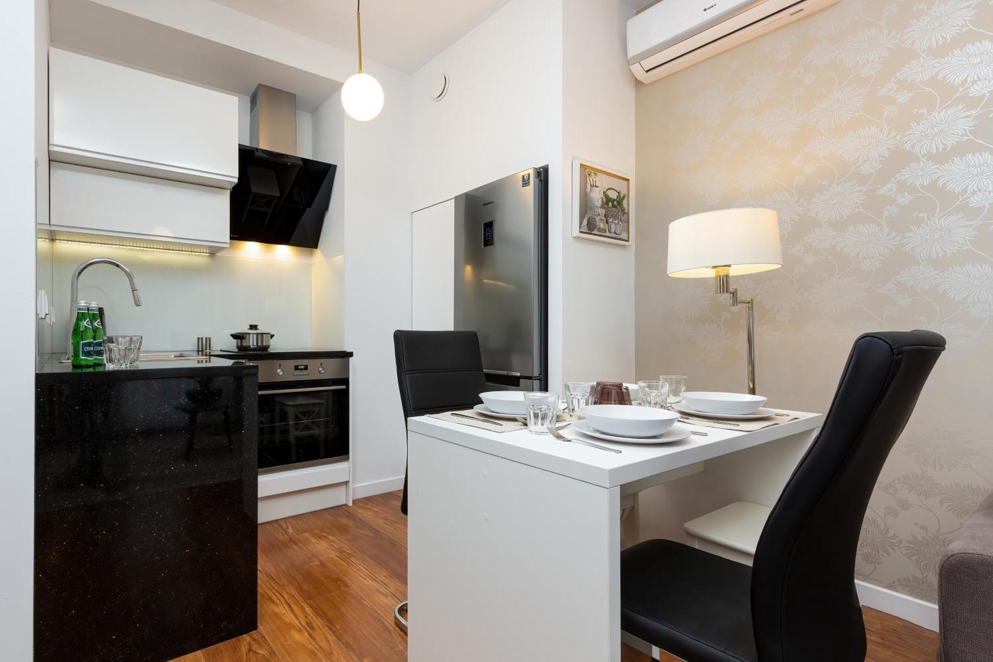Royal City Center Mennica Residence By Noclegi Renters วอร์ซอ ภายนอก รูปภาพ